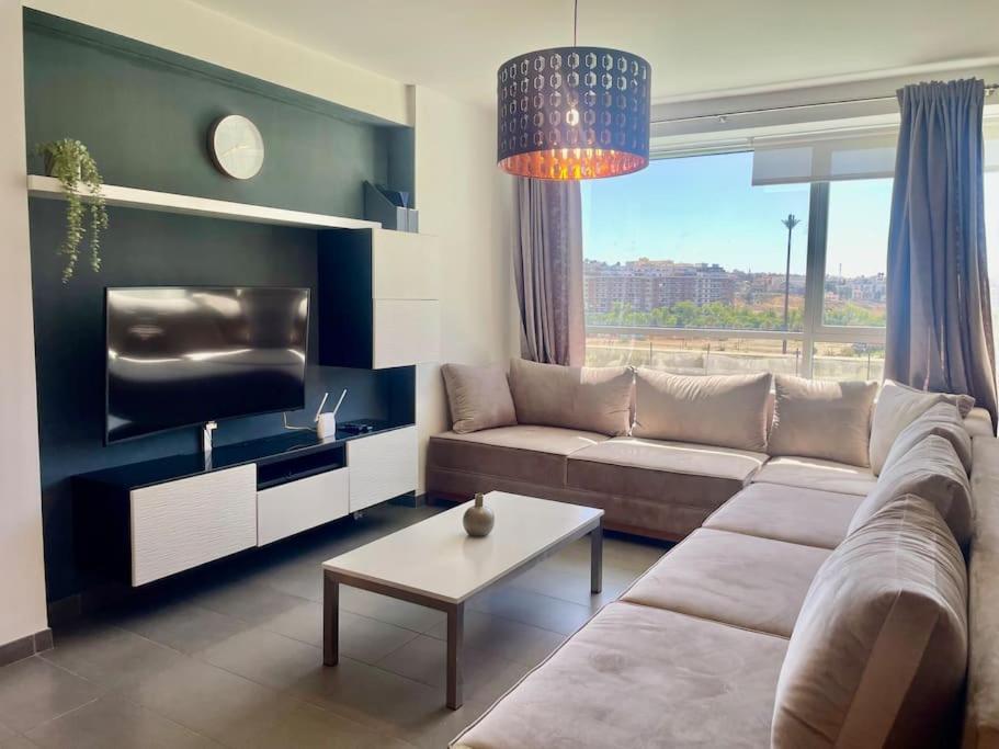 Appartement Hilton - 2 Bedrooms Downtown *
